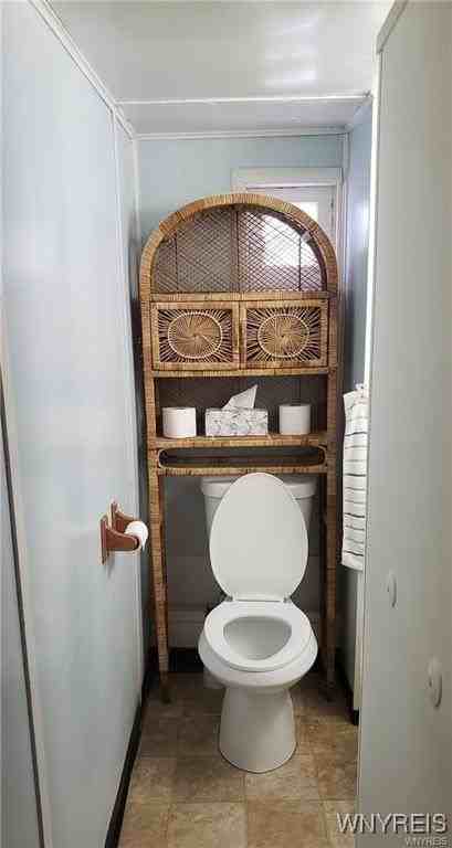 139 S Main St - Photo 5 of 8