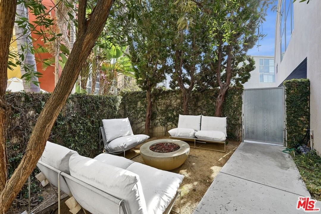 2100 Abbot Kinney Blvd Unit 7 #7 - Photo 7 of 30