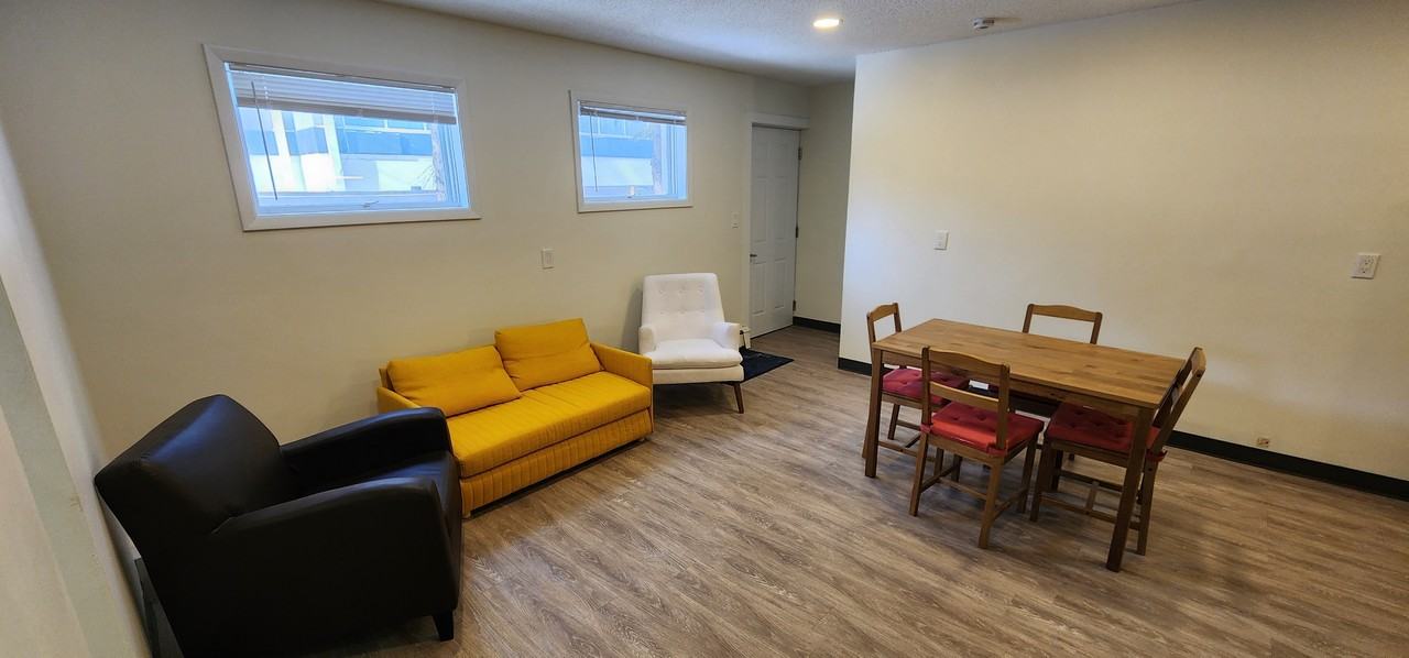 1119 2nd St Sw #3 - Photo 2 of 15