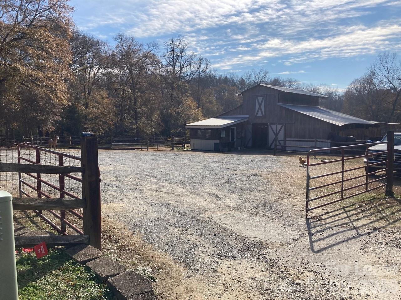 8737 Whippoorwill Ln - Photo 2 of 2