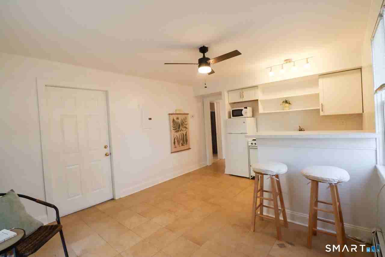 51 Franklin St - Photo 2 of 12