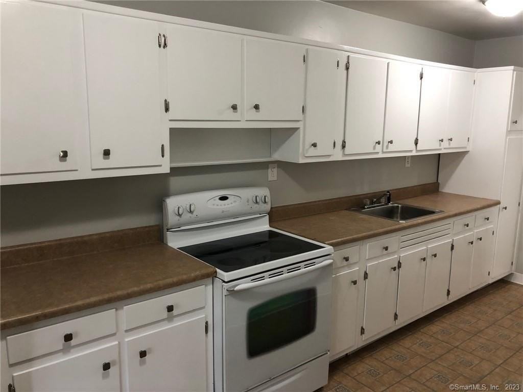 80 Cartright St Unit 7h #7H - Photo 4 of 13