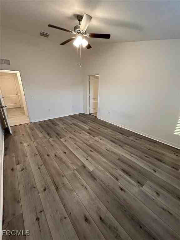 242 Lisette St - Photo 7 of 14