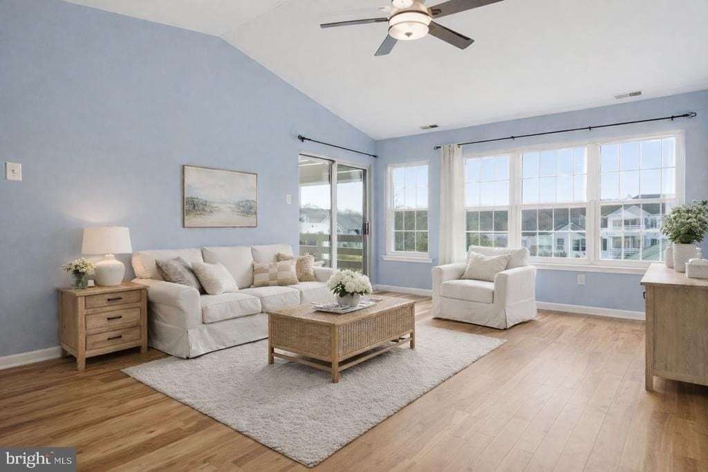 14303 Cornerstone Dr - Photo 2 of 20