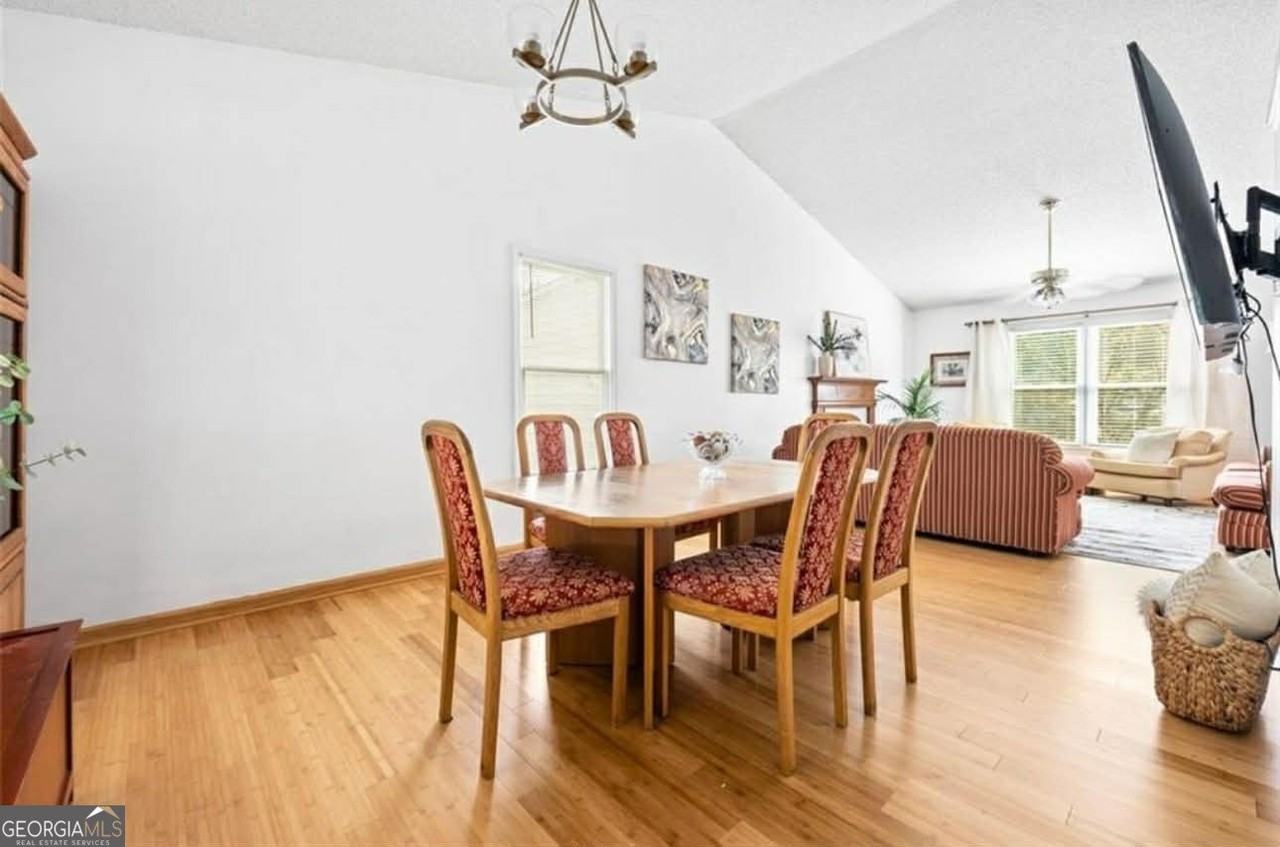 3049 Heathgate Ct - Photo 5 of 12