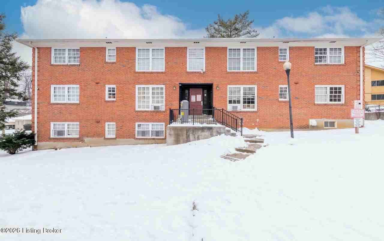 2515 Brownsboro Rd Apt 8 #8 - Photo 4 of 30