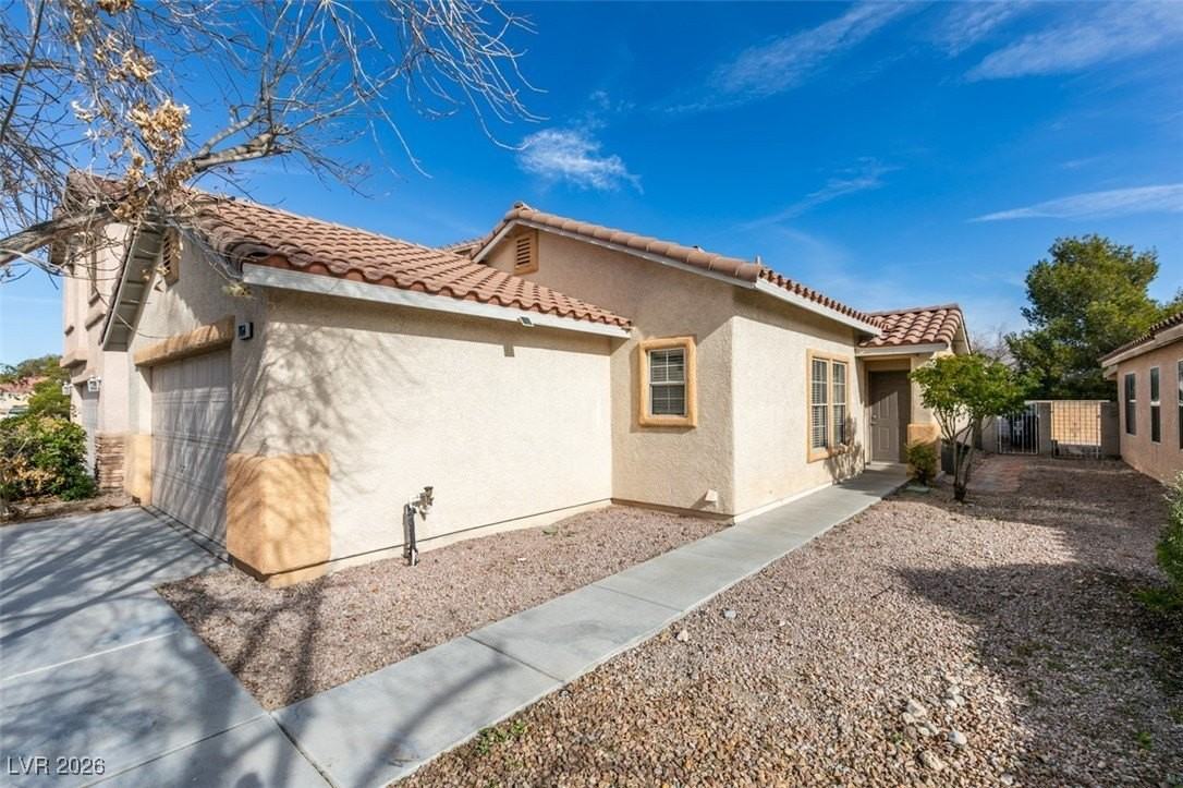 7864 Nesting Pine Pl - Photo 2 of 39