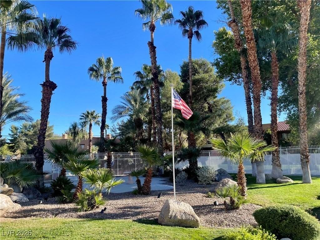 5174 S Jones Blvd #108 - Photo 3 of 19