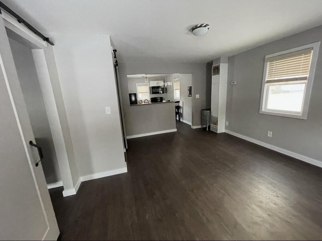 1182 Linwood Ave - Photo 7 of 11