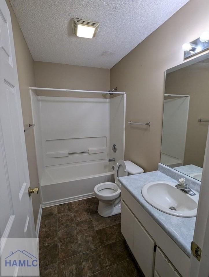 350 Beverly St Apt 137 - Photo 2 of 10