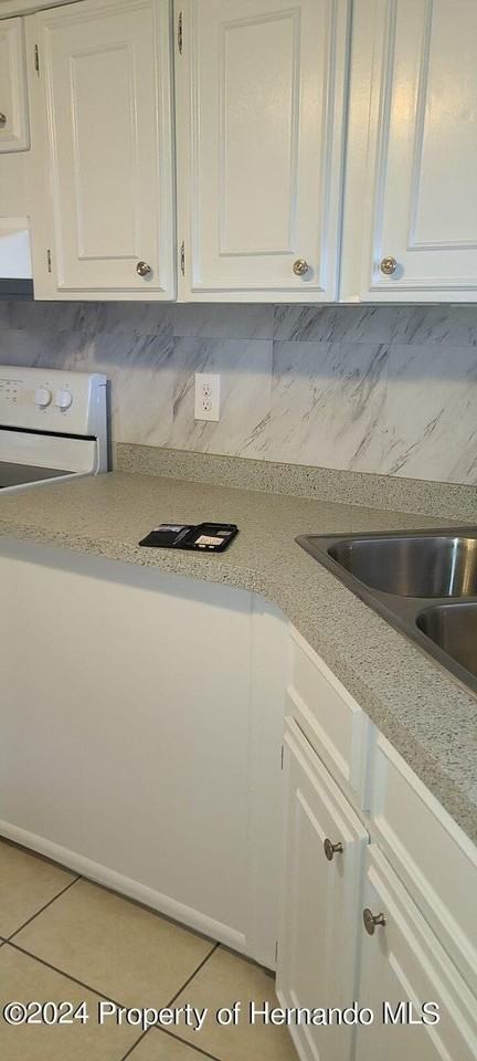 7496 Highpoint Blvd - Photo 3 of 30