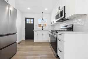 featured image of 47 E 14th St #1