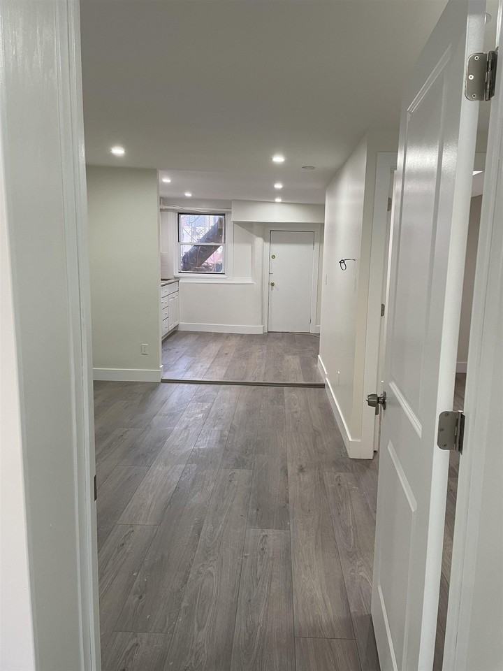 317 7th St #1 - Photo 6 of 12