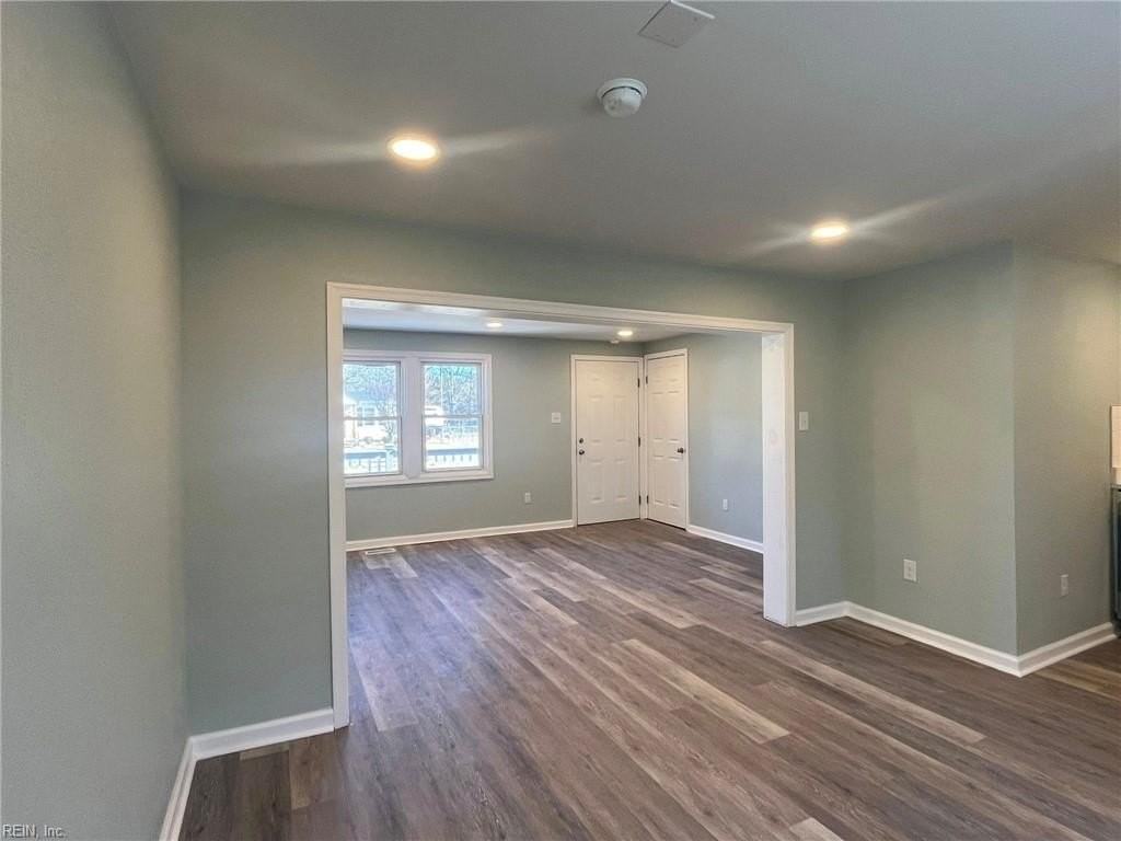 609 Chisholm Ln - Photo 5 of 26