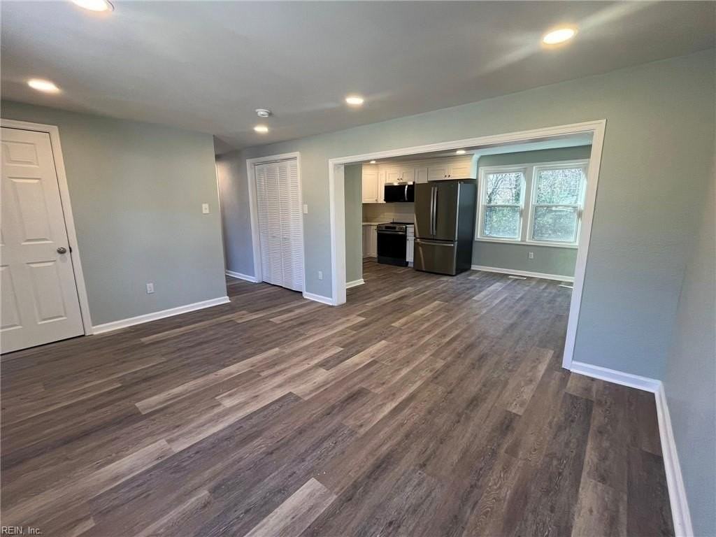 609 Chisholm Ln - Photo 6 of 26