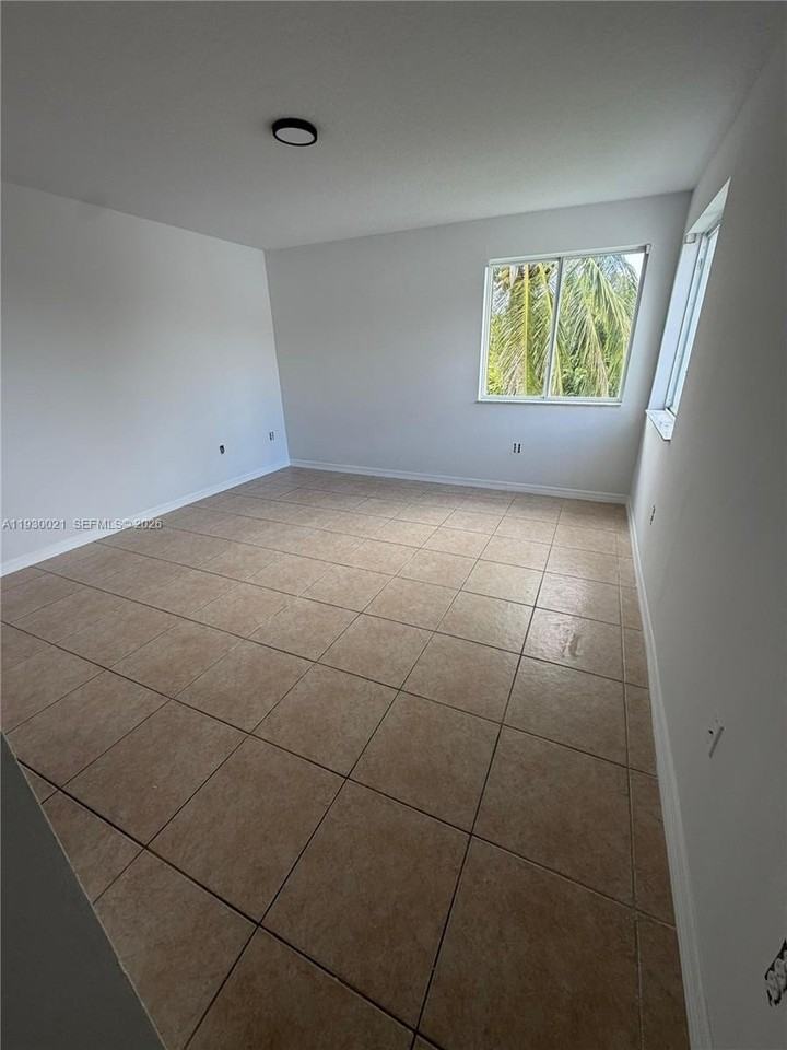 25118 Sw 124th Ct #25118 - Photo 5 of 25