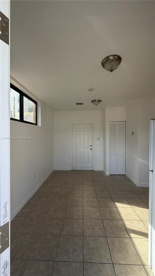 1360 Nw 36th St #1360 - Photo 3 of 8