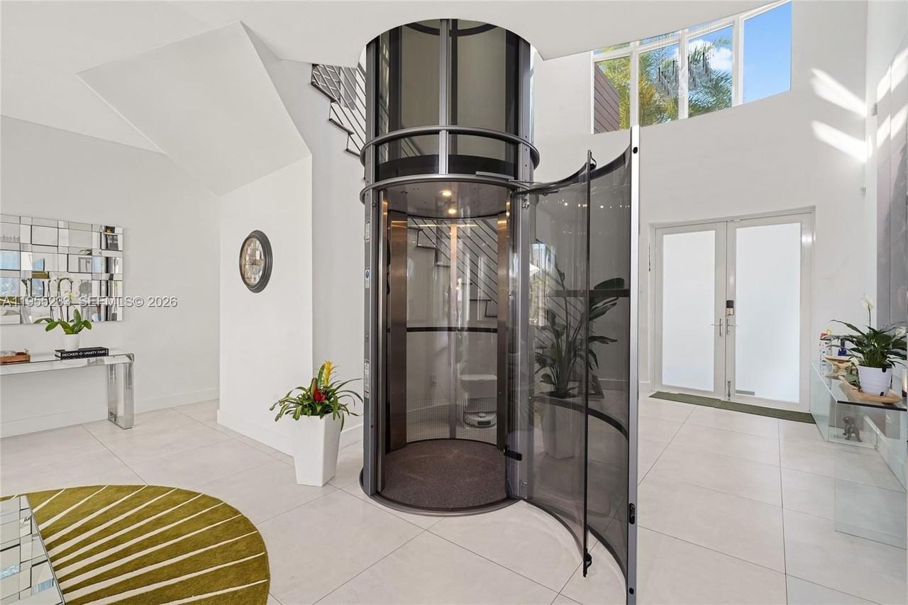 7515 Nw 99th Ave #7515 - Photo 3 of 50