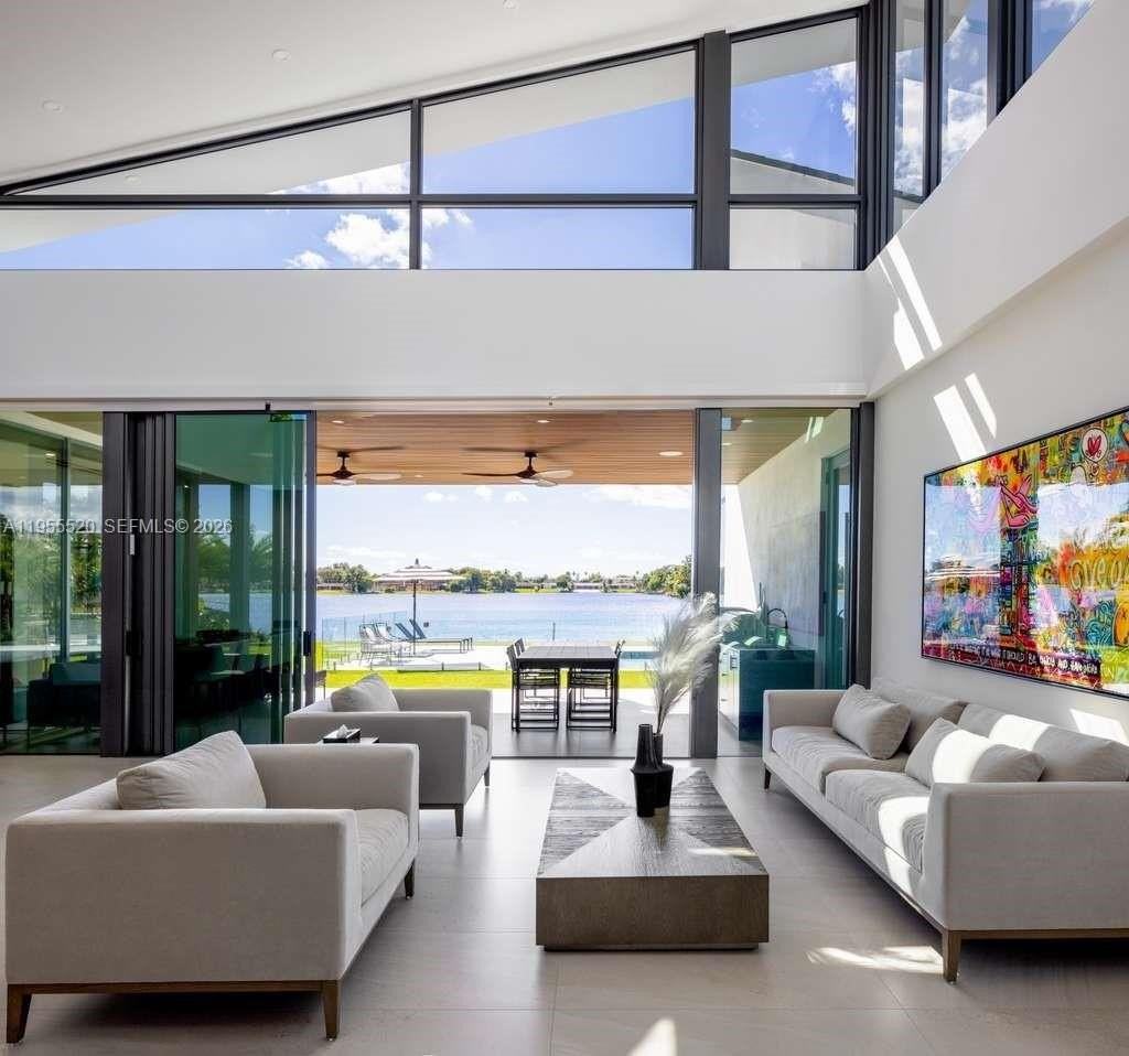 1830 Ne 193rd St - Photo 7 of 31