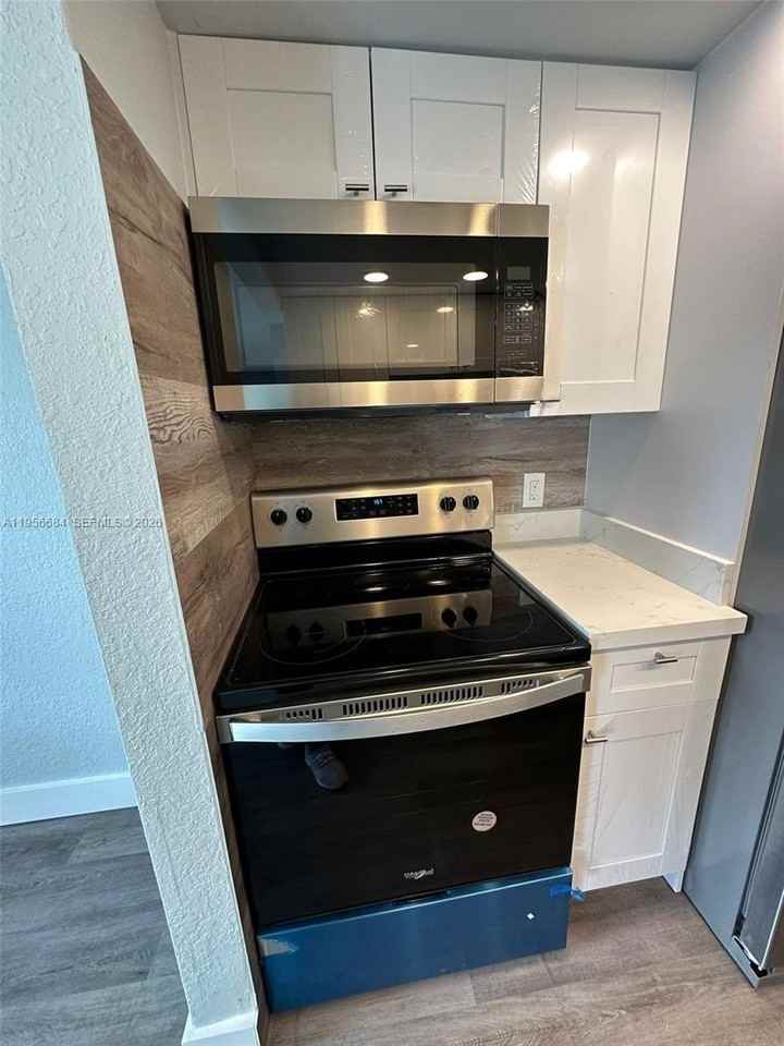 6601 Winfield Blvd #A5 - Photo 7 of 23