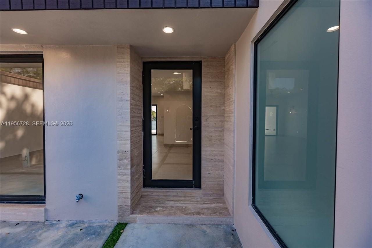 7238 Jacaranda Ln #7238 - Photo 4 of 30