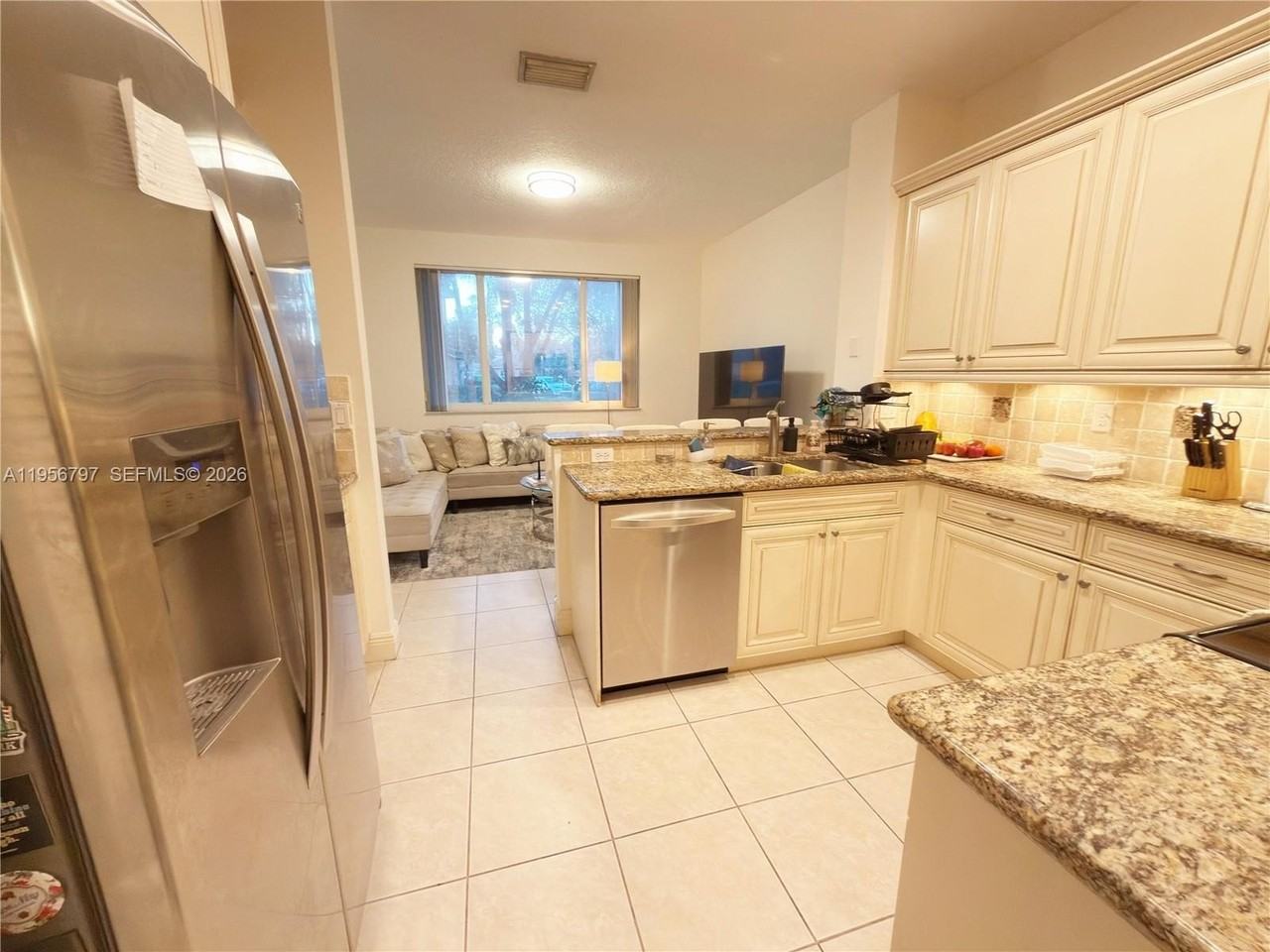 1122 Sw 158th Ave #1122 - Photo 5 of 16