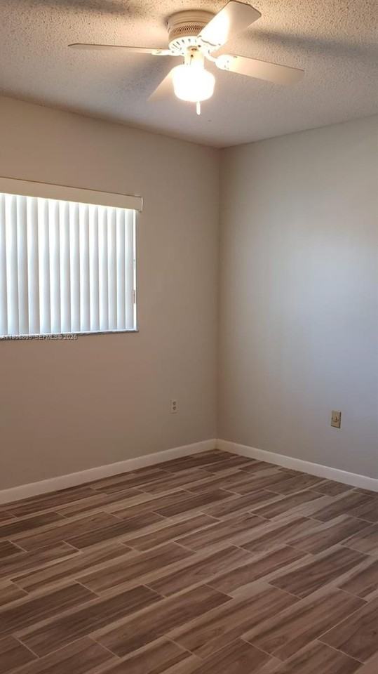 1280 Se 9th St #1280 - Photo 7 of 10