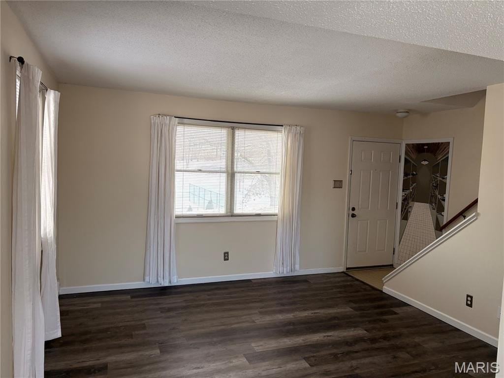 1763 High School Dr - Photo 2 of 19