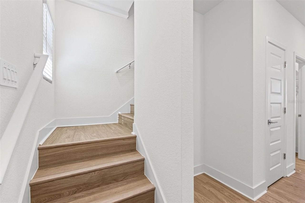 14456 Stellar Pl - Photo 6 of 34