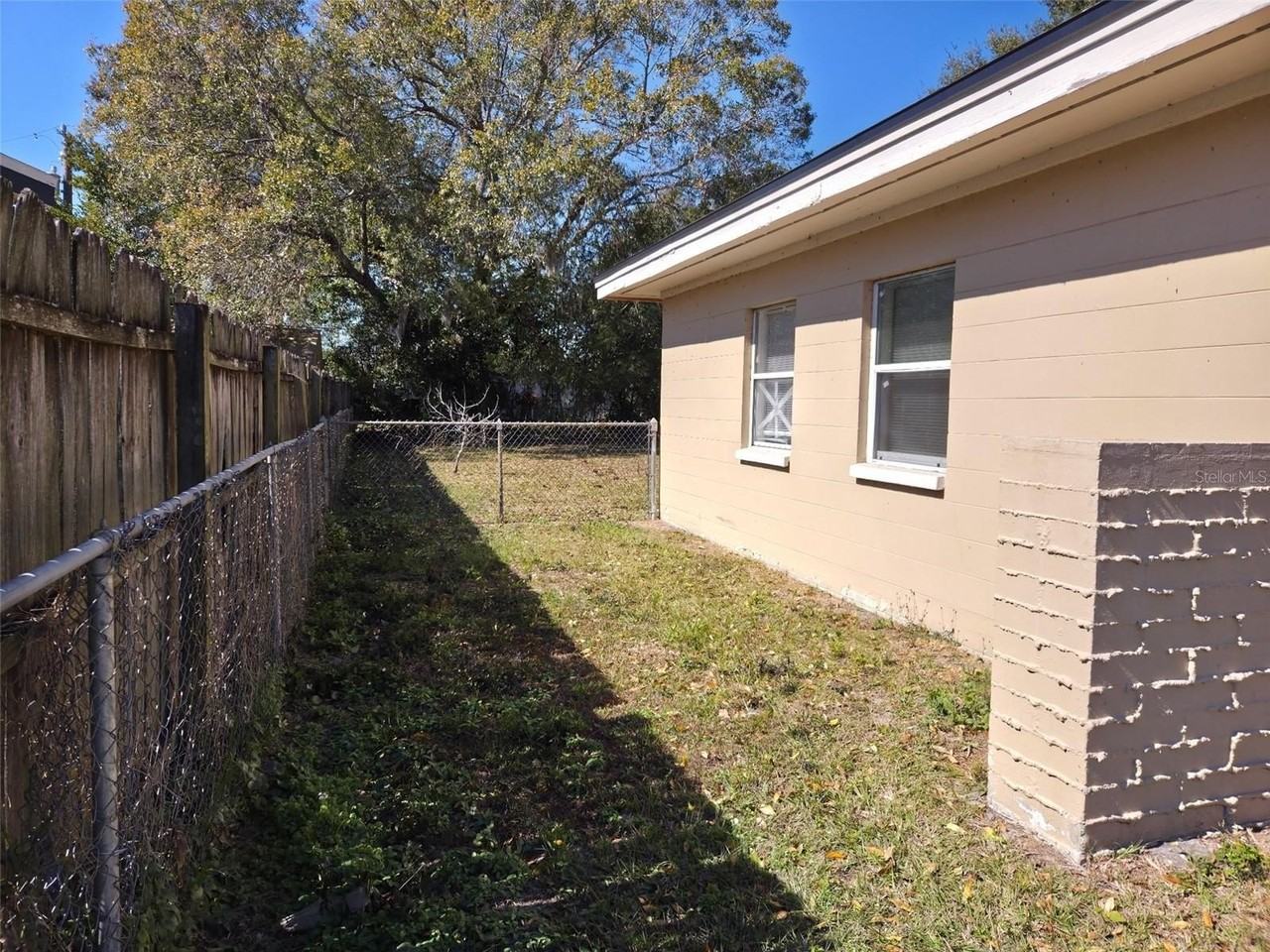 720 Faber Dr - Photo 4 of 11