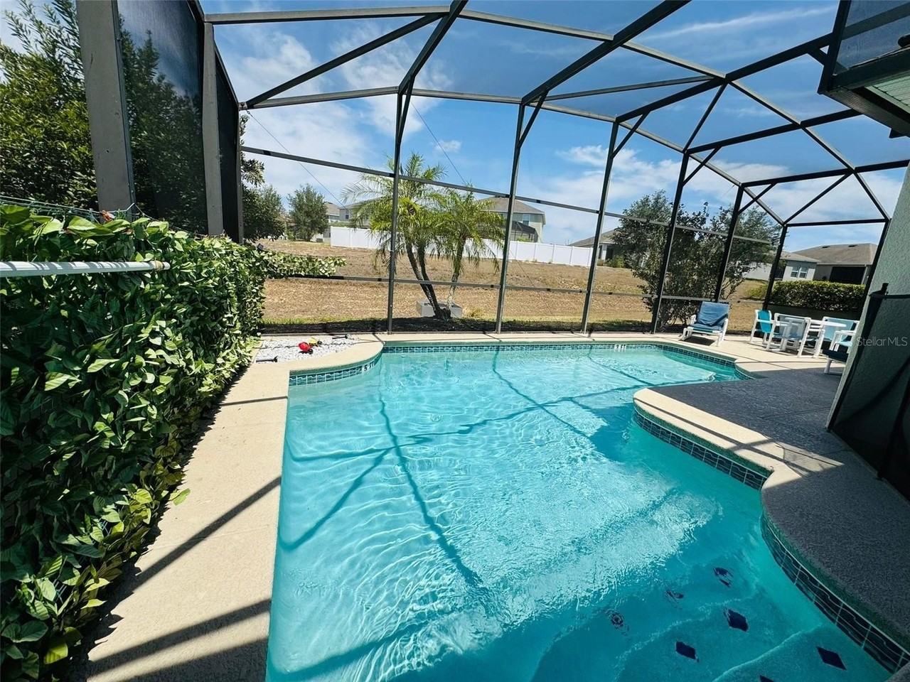 400 Montara Dr - Photo 2 of 27