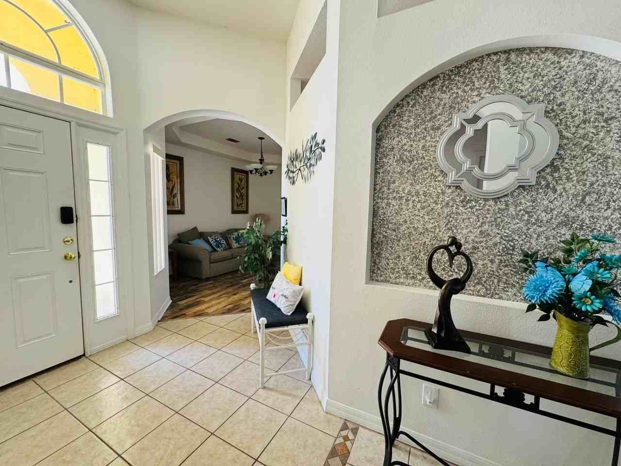 400 Montara Dr - Photo 3 of 27