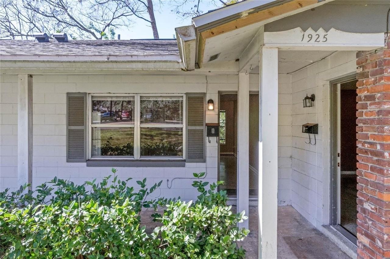 1925 S Lakemont Ave - Photo 6 of 19