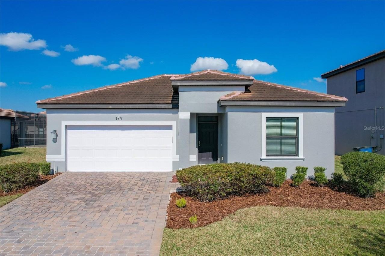 185 Brooke'S Pl - Photo 2 of 33