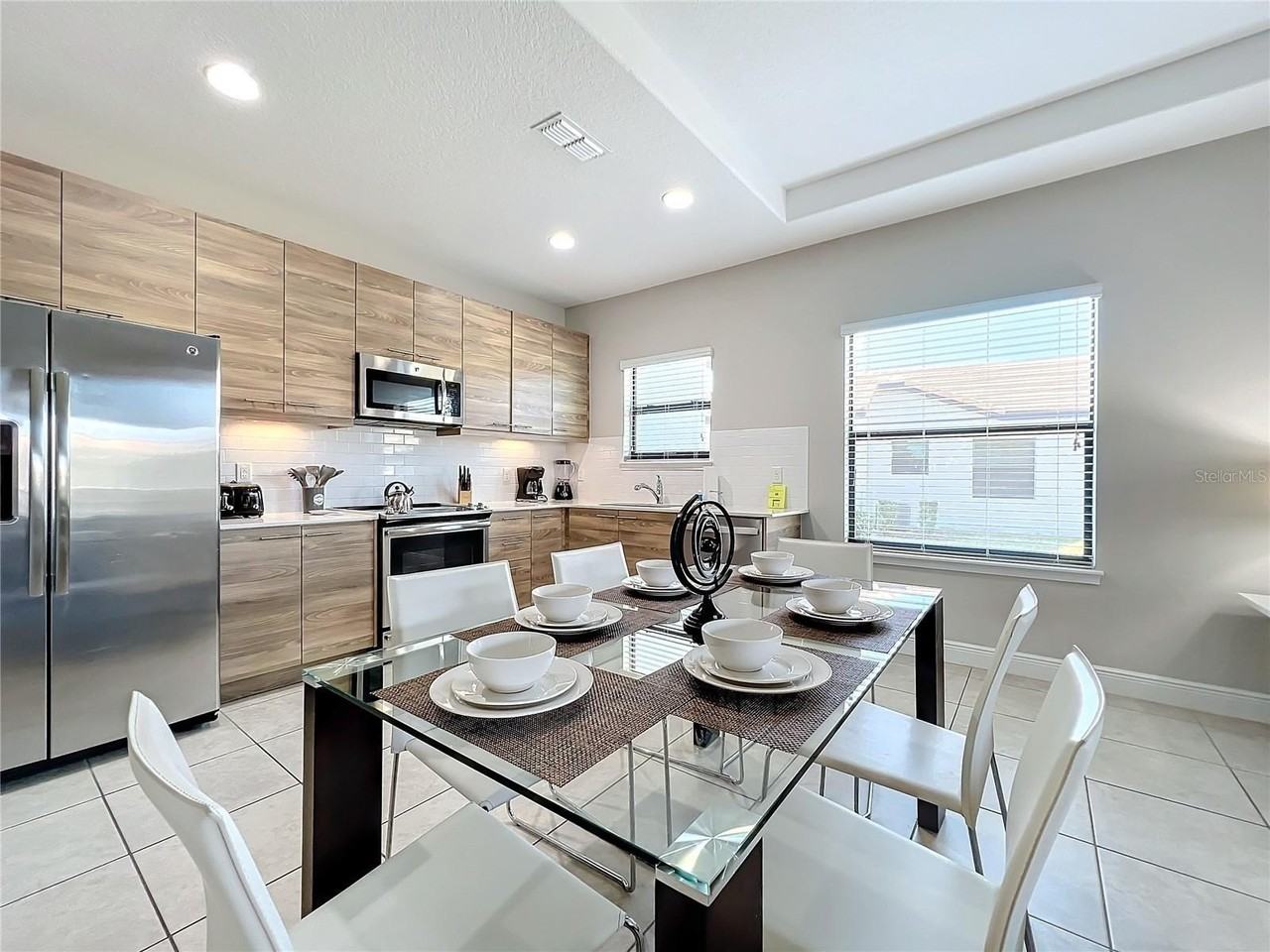 185 Brooke'S Pl - Photo 5 of 33