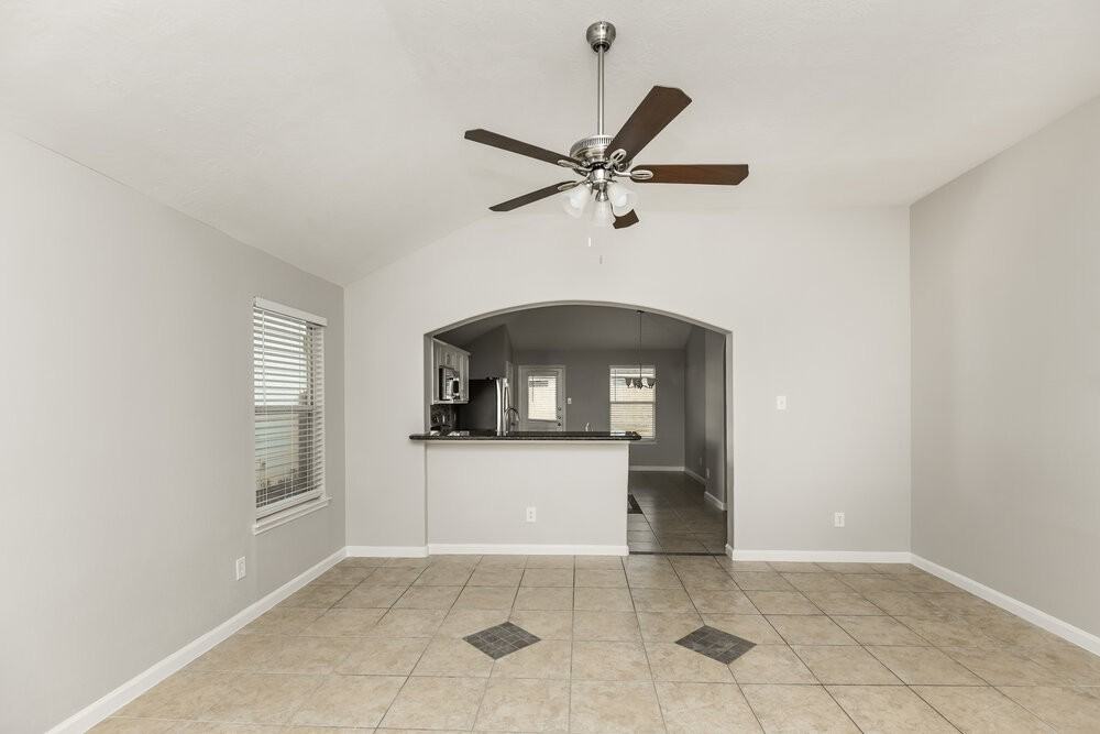 3426 Owl Crossing Ln - Photo 3 of 16