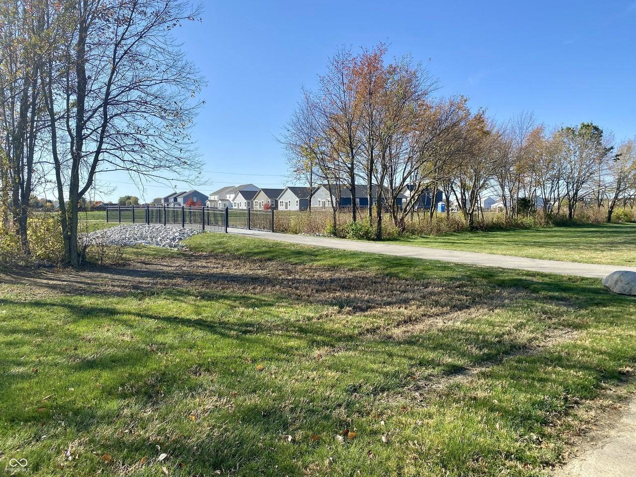 6629 Clary Trce - Photo 3 of 32