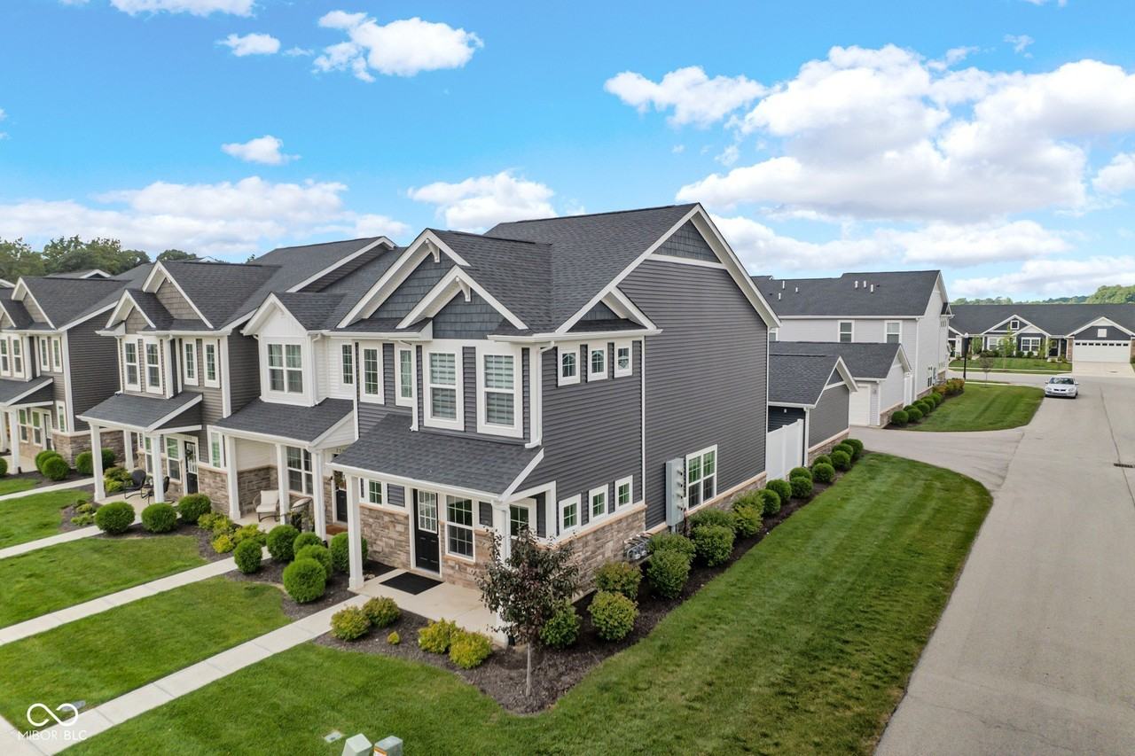 3516 Thomas Jefferson St - Photo 3 of 38