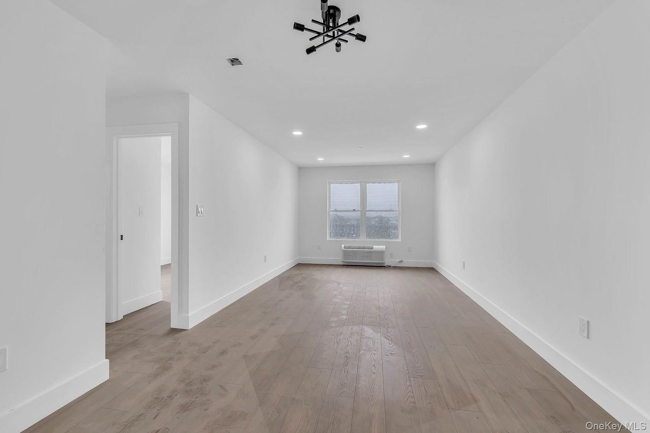 74 Broadway Unit 2a #2A - Photo 5 of 12