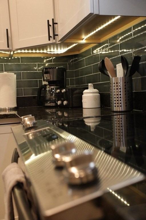 291 Main St Unit 3 #3 - Photo 3 of 20