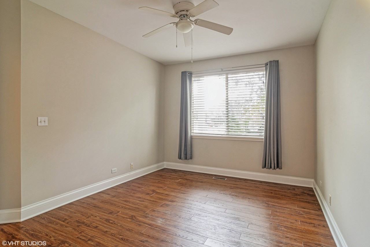 150 Hidden Pond Cir - Photo 7 of 12