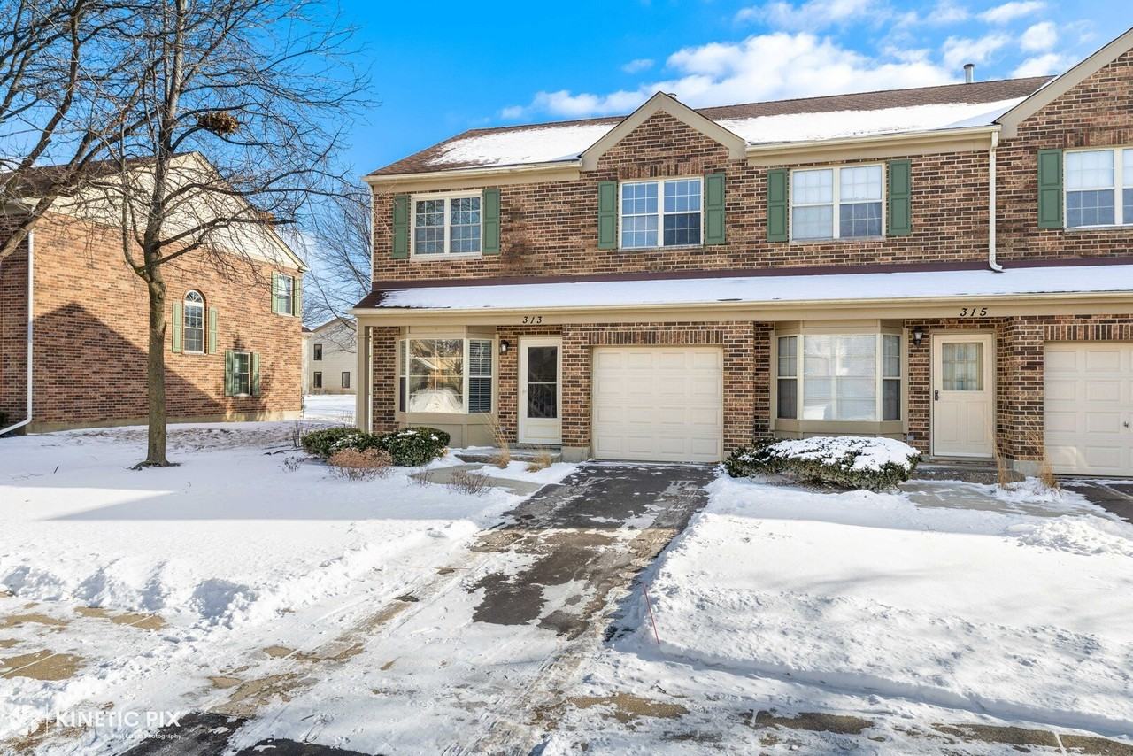 313 Cromwell Ct Unit 313 #313 - Photo 2 of 28