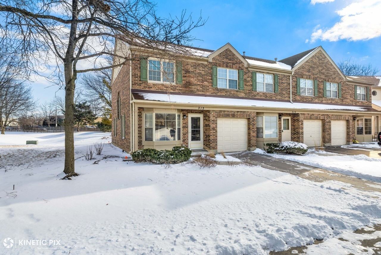 313 Cromwell Ct Unit 313 #313 - Photo 3 of 28