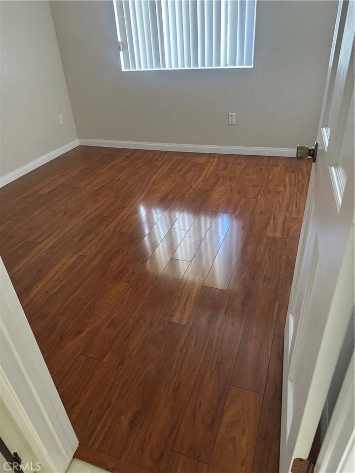 4140 Mockingbird Ln - Photo 6 of 9