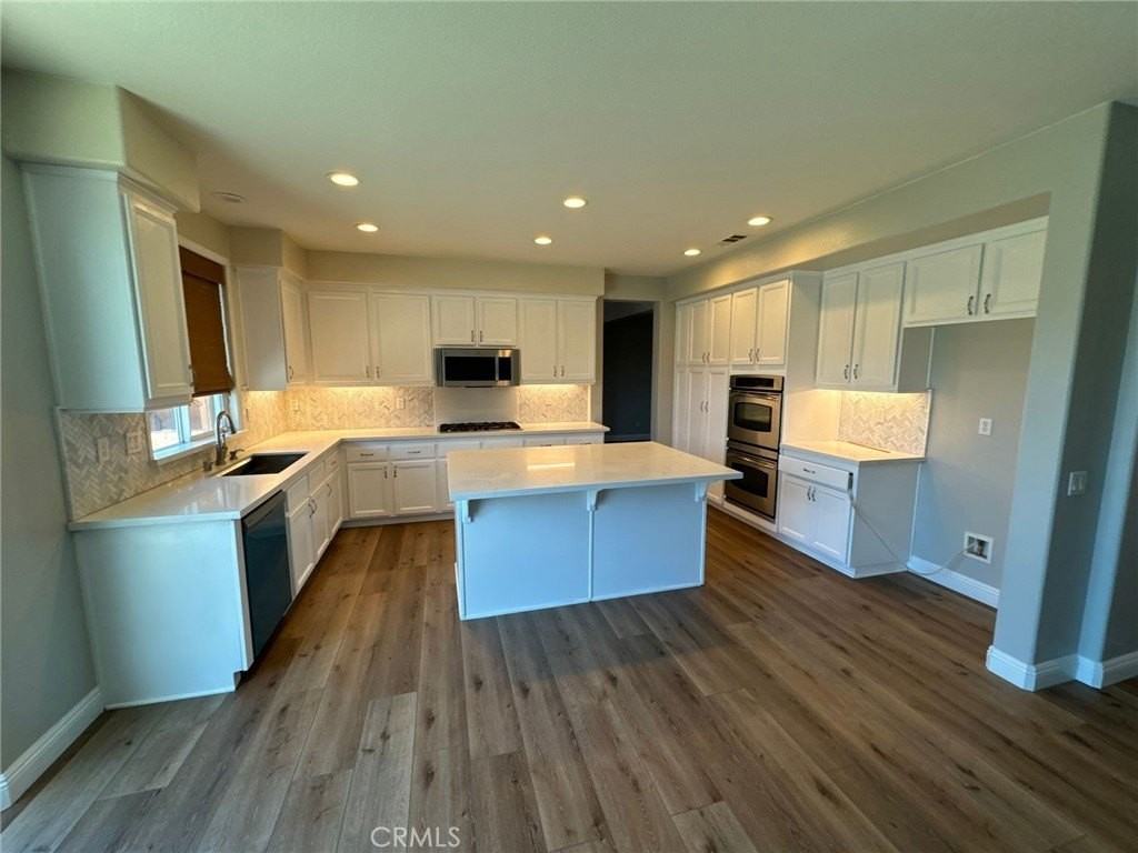 36805 Maxmillian Ave - Photo 7 of 36