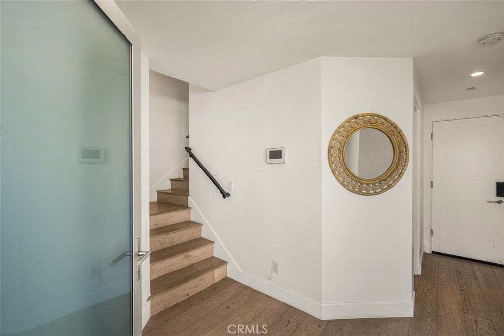 4405 Channel Pl - Photo 4 of 50