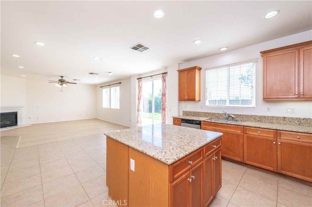 13937 Avenly Glen Way - Photo 6 of 31