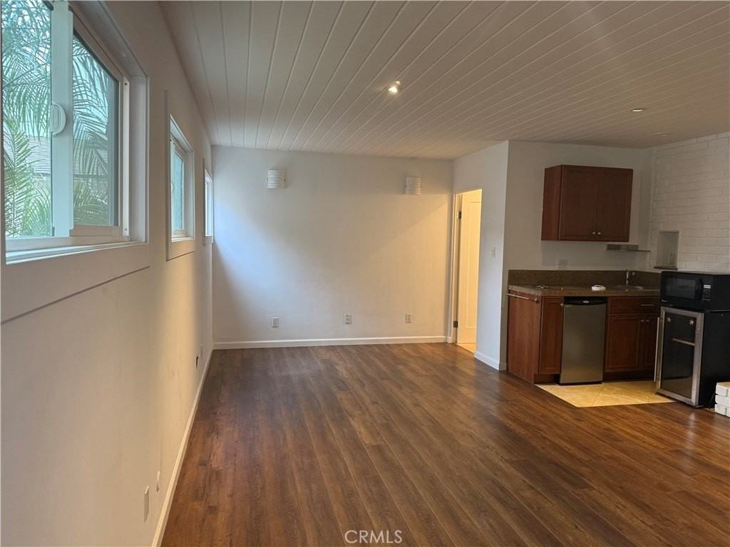 607 Orchid Ave - Photo 6 of 12