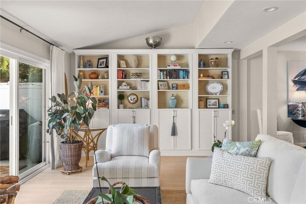 372 Plaza Estival - Photo 6 of 50