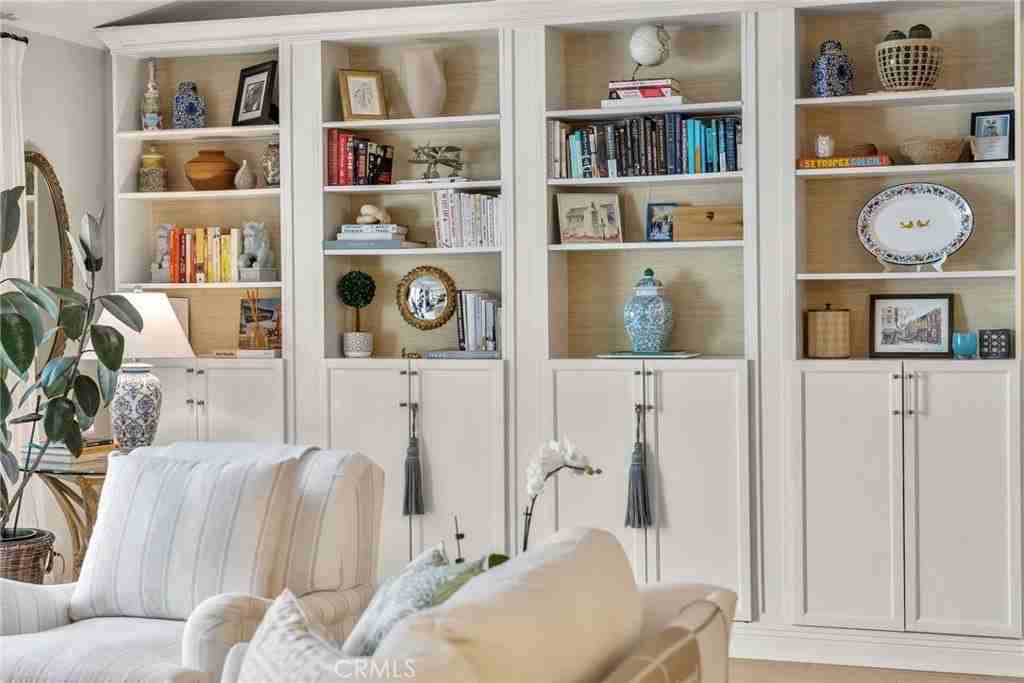 372 Plaza Estival - Photo 7 of 50